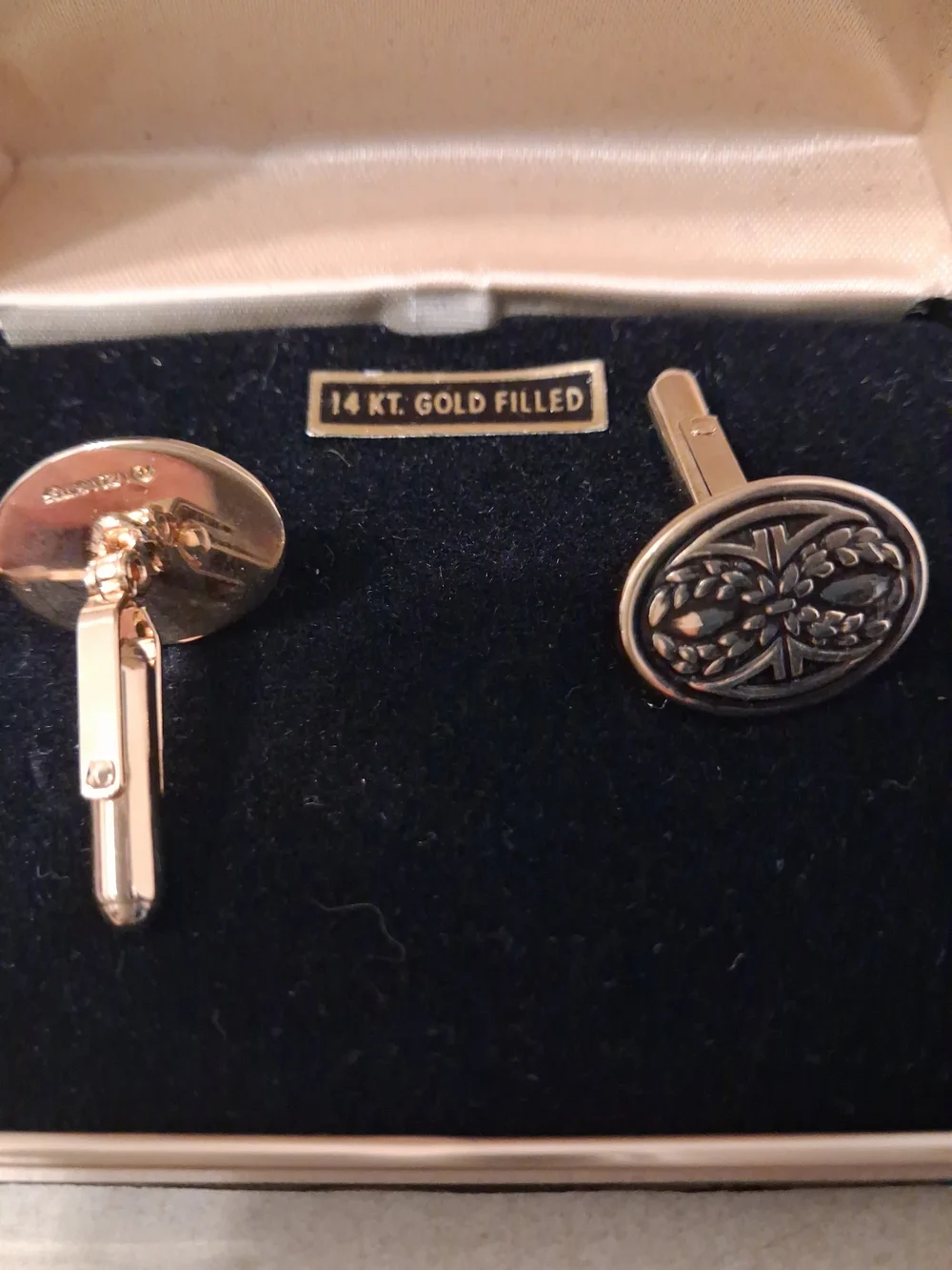 Nordstrom Gold Floral Round Cufflinks